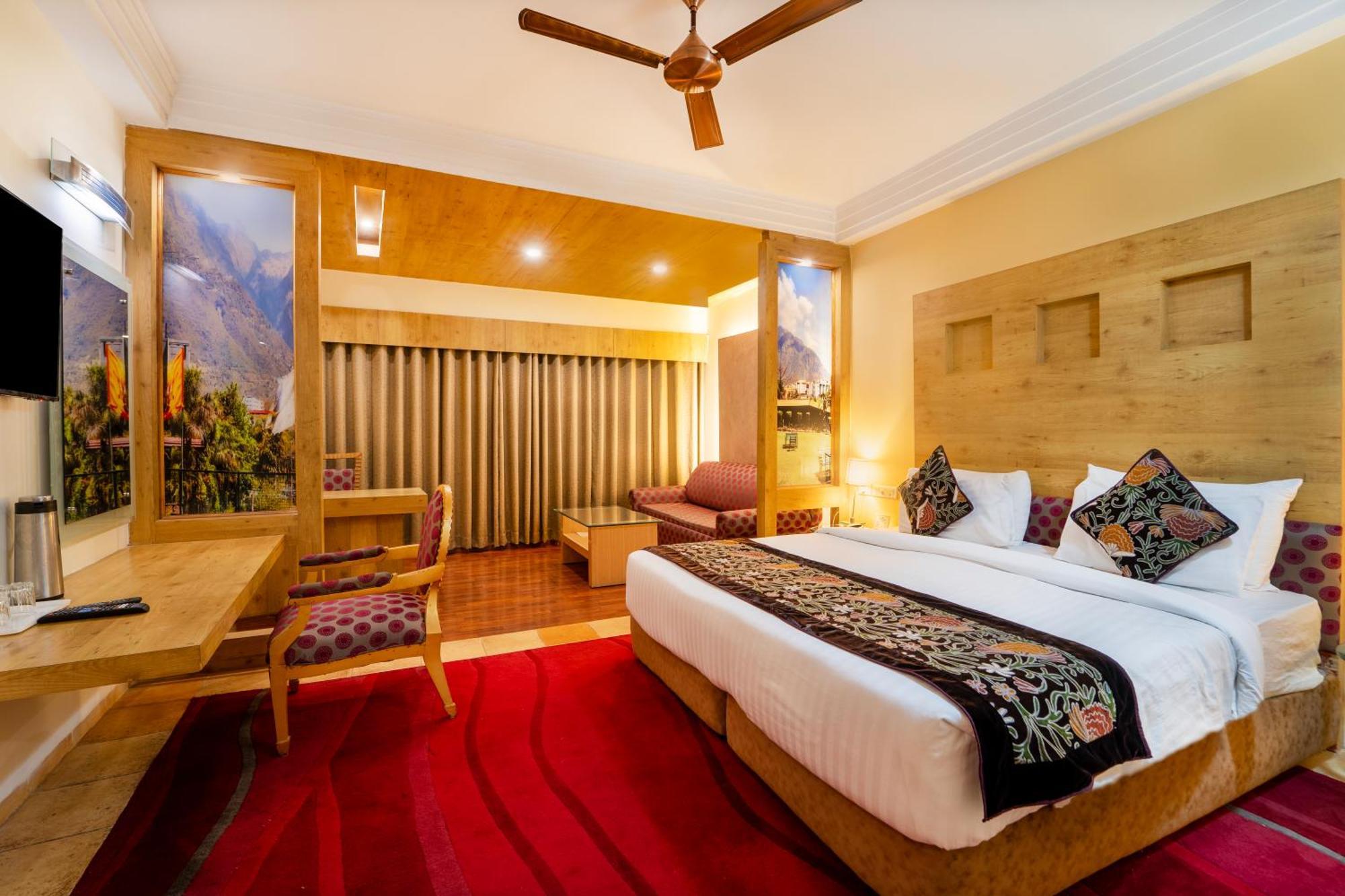 K C Residency Vaishnodevi Hotel Katra  Ngoại thất bức ảnh